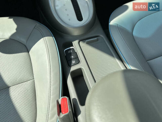Киа Soul EV, объемом двигателя 0 л и пробегом 152 тыс. км за 6500 $, фото 42 на Automoto.ua