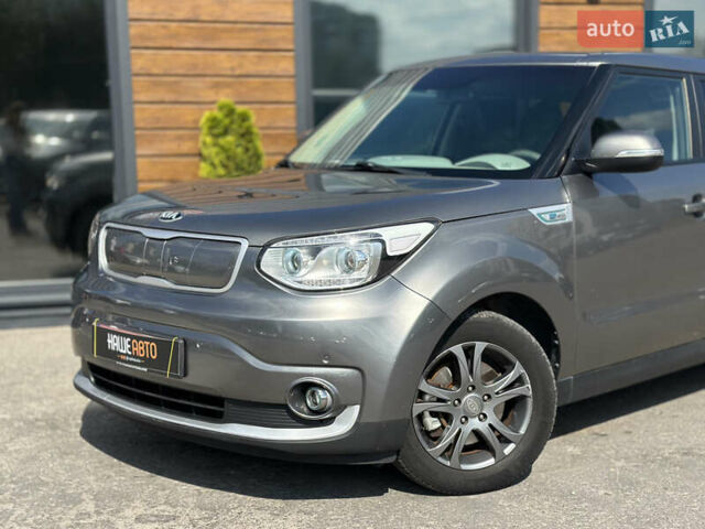 Киа Soul EV, объемом двигателя 0 л и пробегом 152 тыс. км за 6500 $, фото 3 на Automoto.ua