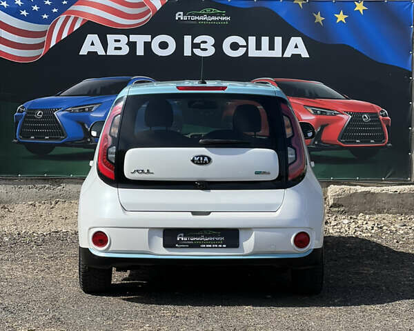 Кіа Soul EV, об'ємом двигуна 0 л та пробігом 109 тис. км за 11250 $, фото 6 на Automoto.ua