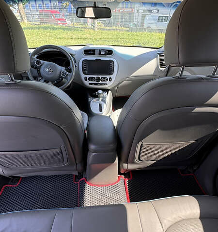 Кіа Soul EV, об'ємом двигуна 0 л та пробігом 94 тис. км за 8500 $, фото 6 на Automoto.ua