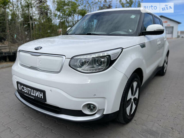 Кіа Soul EV, об'ємом двигуна 0 л та пробігом 100 тис. км за 7999 $, фото 1 на Automoto.ua