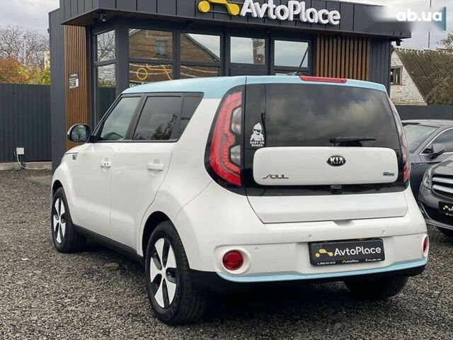 Киа Soul EV, объемом двигателя 0 л и пробегом 116 тыс. км за 7800 $, фото 9 на Automoto.ua