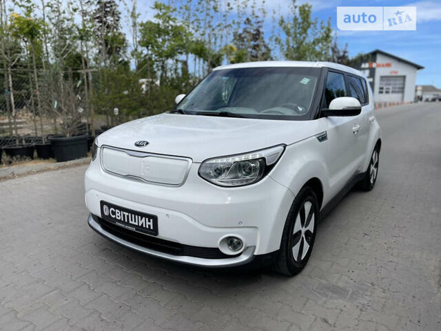 Киа Soul EV, объемом двигателя 0 л и пробегом 100 тыс. км за 7999 $, фото 9 на Automoto.ua