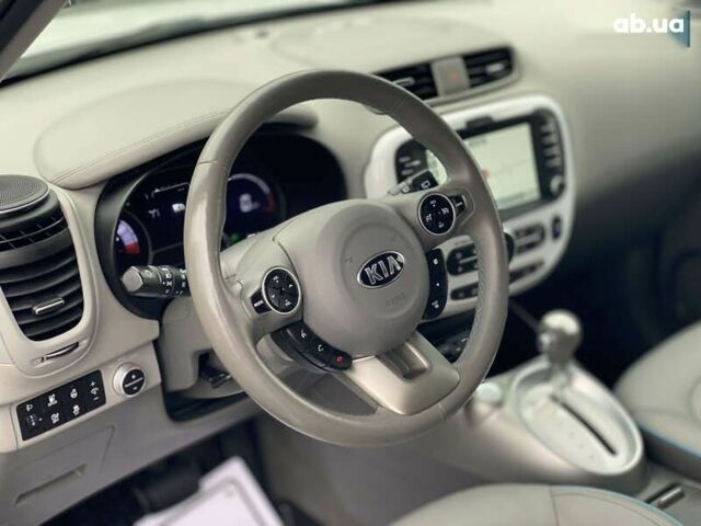 Киа Soul EV, объемом двигателя 0 л и пробегом 116 тыс. км за 7800 $, фото 27 на Automoto.ua