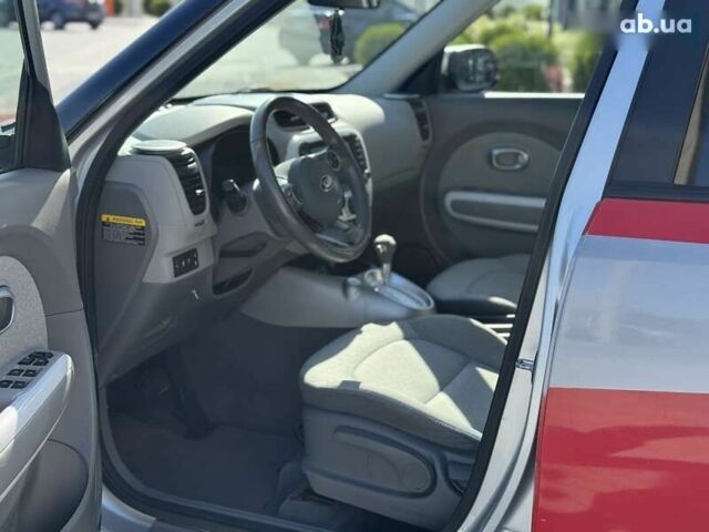 Киа Soul EV, объемом двигателя 0 л и пробегом 115 тыс. км за 7400 $, фото 13 на Automoto.ua