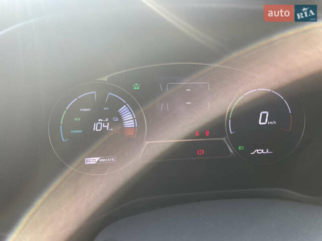 Кіа Soul EV, об'ємом двигуна 0 л та пробігом 86 тис. км за 10800 $, фото 22 на Automoto.ua