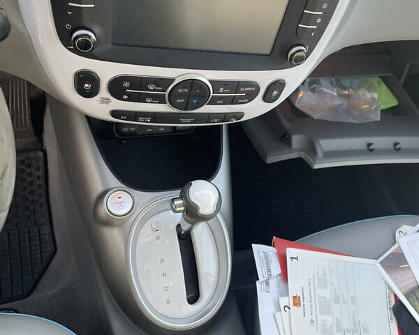 Кіа Soul EV, об'ємом двигуна 0 л та пробігом 86 тис. км за 10800 $, фото 19 на Automoto.ua