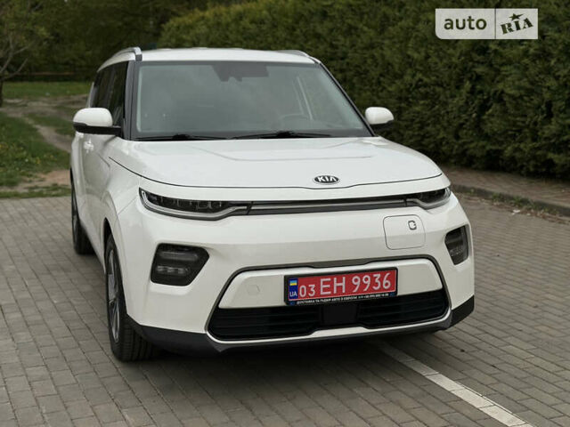 Киа Soul EV, объемом двигателя 0 л и пробегом 43 тыс. км за 21700 $, фото 38 на Automoto.ua