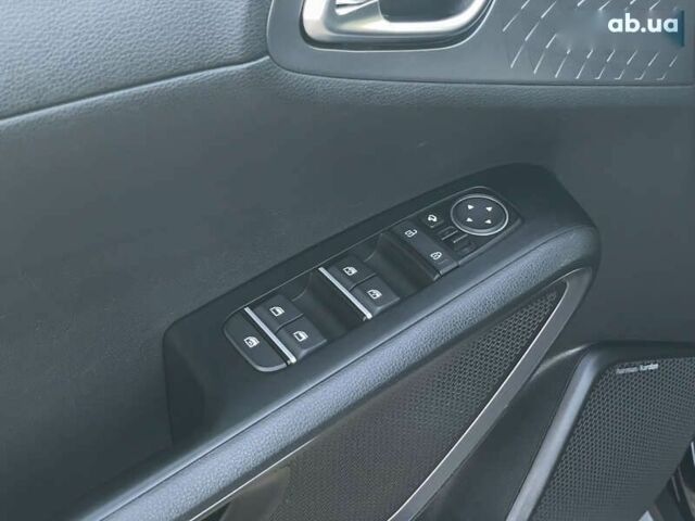 Киа Soul EV, объемом двигателя 0 л и пробегом 122 тыс. км за 17700 $, фото 10 на Automoto.ua