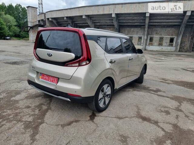 Кіа Soul EV, об'ємом двигуна 0 л та пробігом 15 тис. км за 24000 $, фото 3 на Automoto.ua