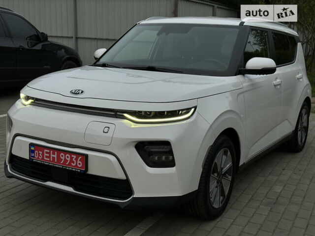 Киа Soul EV, объемом двигателя 0 л и пробегом 43 тыс. км за 21700 $, фото 54 на Automoto.ua