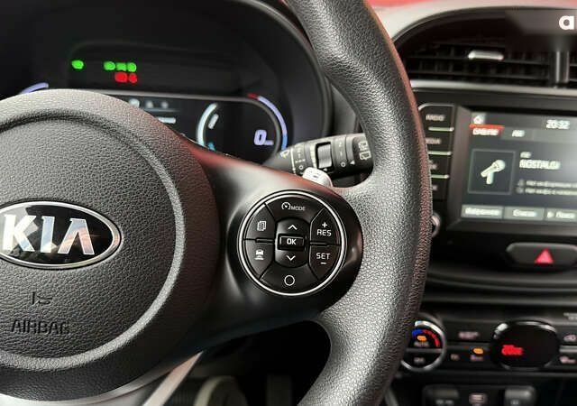 Киа Soul EV, объемом двигателя 0 л и пробегом 26 тыс. км за 18900 $, фото 25 на Automoto.ua