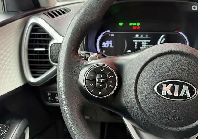 Киа Soul EV, объемом двигателя 0 л и пробегом 26 тыс. км за 18900 $, фото 24 на Automoto.ua