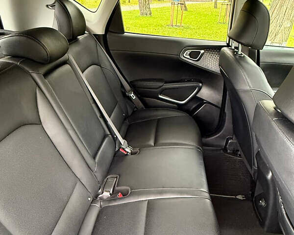 Кіа Soul EV, об'ємом двигуна 0 л та пробігом 54 тис. км за 19300 $, фото 26 на Automoto.ua