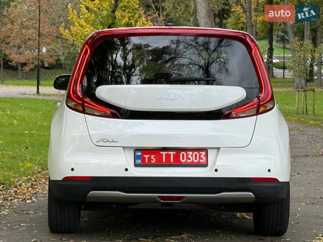 Кіа Soul EV, об'ємом двигуна 0 л та пробігом 54 тис. км за 19300 $, фото 4 на Automoto.ua