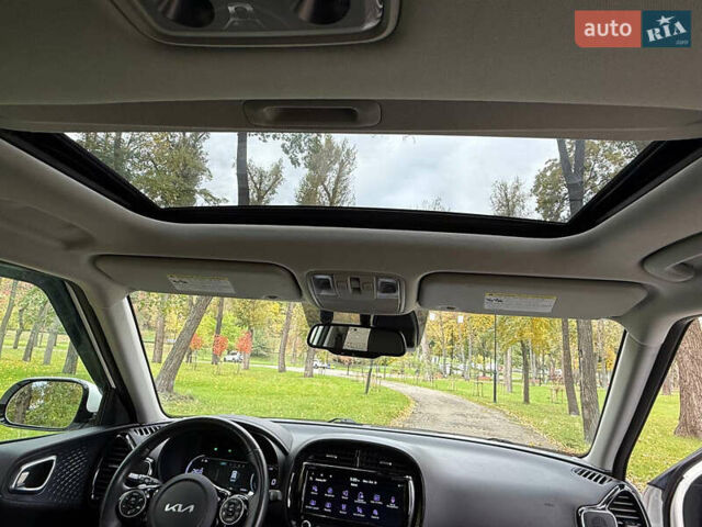 Кіа Soul EV, об'ємом двигуна 0 л та пробігом 54 тис. км за 19300 $, фото 23 на Automoto.ua