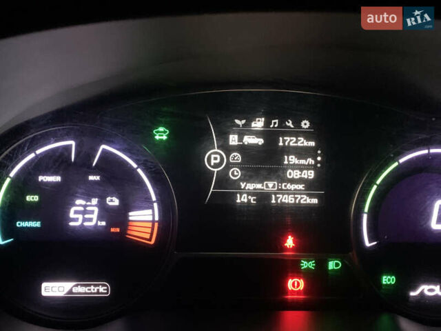 Серый Киа Soul EV, объемом двигателя 0 л и пробегом 174 тыс. км за 9200 $, фото 13 на Automoto.ua