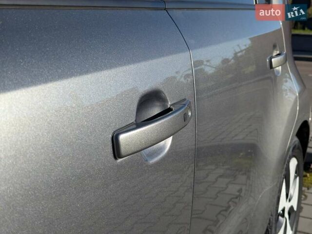 Сірий Кіа Soul EV, об'ємом двигуна 0 л та пробігом 166 тис. км за 5500 $, фото 26 на Automoto.ua