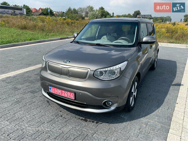 Серый Киа Soul EV, объемом двигателя 0 л и пробегом 174 тыс. км за 9200 $, фото 2 на Automoto.ua