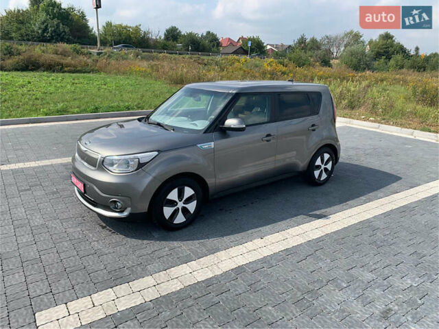 Серый Киа Soul EV, объемом двигателя 0 л и пробегом 174 тыс. км за 9200 $, фото 3 на Automoto.ua