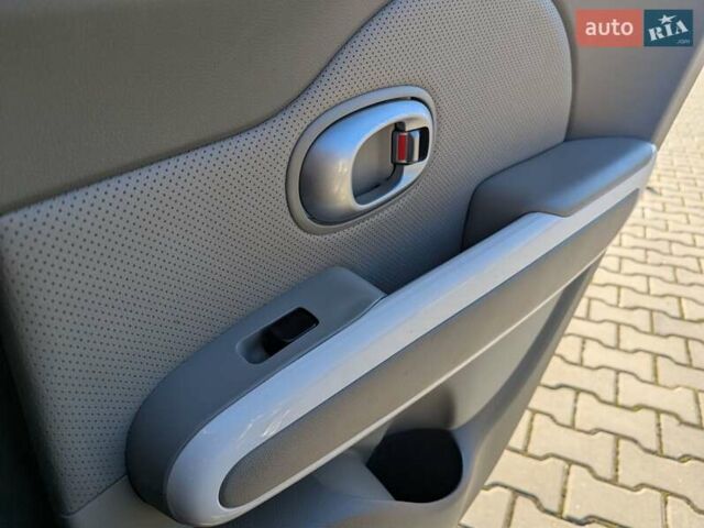 Сірий Кіа Soul EV, об'ємом двигуна 0 л та пробігом 166 тис. км за 5500 $, фото 56 на Automoto.ua