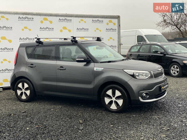 Сірий Кіа Soul EV, об'ємом двигуна 0 л та пробігом 126 тис. км за 5499 $, фото 12 на Automoto.ua