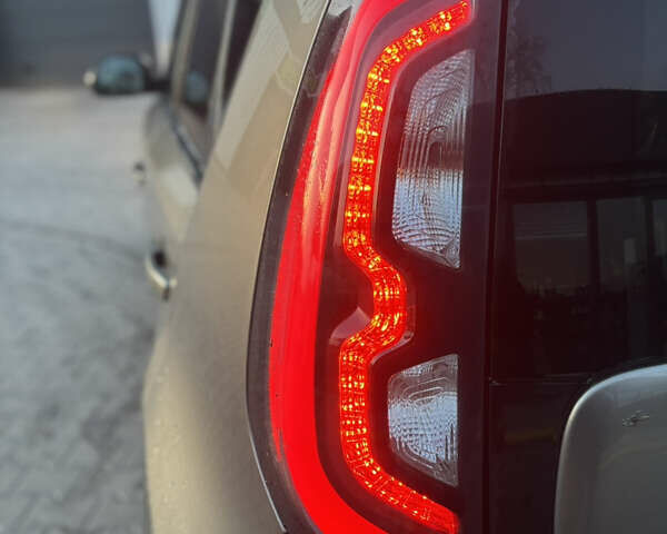 Серый Киа Soul EV, объемом двигателя 0 л и пробегом 117 тыс. км за 6750 $, фото 31 на Automoto.ua