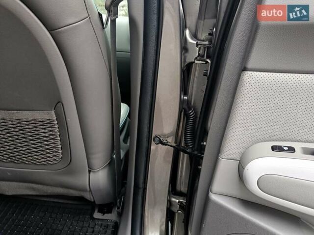 Сірий Кіа Soul EV, об'ємом двигуна 0 л та пробігом 142 тис. км за 6900 $, фото 51 на Automoto.ua