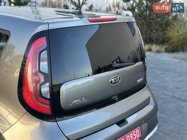 Серый Киа Soul EV, объемом двигателя 0 л и пробегом 160 тыс. км за 9699 $, фото 22 на Automoto.ua