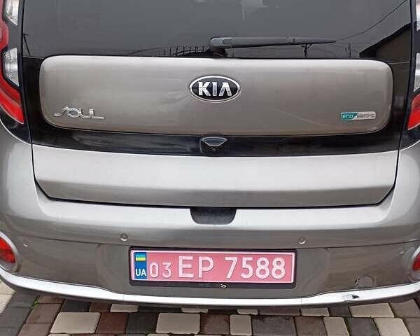 Серый Киа Soul EV, объемом двигателя 0 л и пробегом 164 тыс. км за 8600 $, фото 1 на Automoto.ua