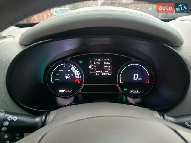 Сірий Кіа Soul EV, об'ємом двигуна 0 л та пробігом 142 тис. км за 6900 $, фото 11 на Automoto.ua