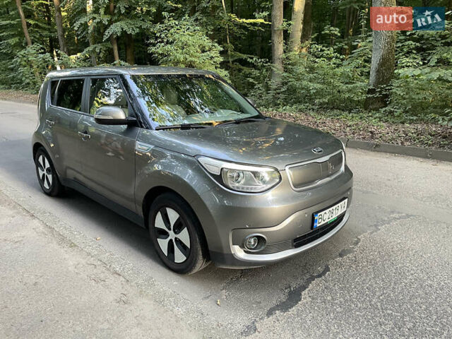 Сірий Кіа Soul EV, об'ємом двигуна 0 л та пробігом 146 тис. км за 11500 $, фото 7 на Automoto.ua