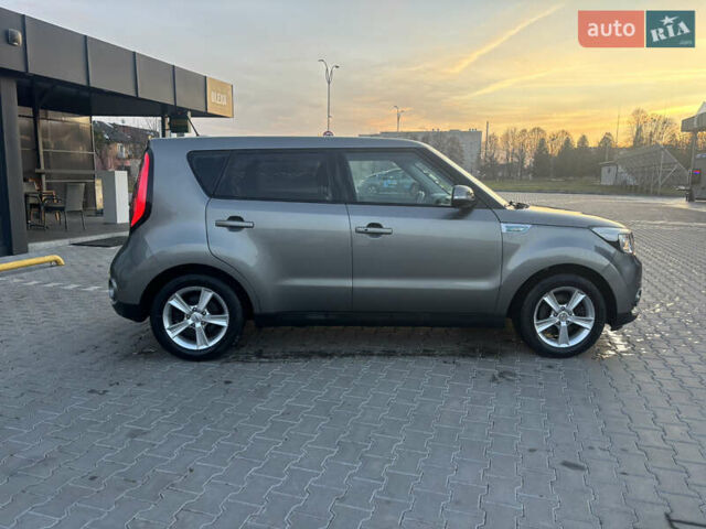 Серый Киа Soul EV, объемом двигателя 0 л и пробегом 117 тыс. км за 6750 $, фото 7 на Automoto.ua