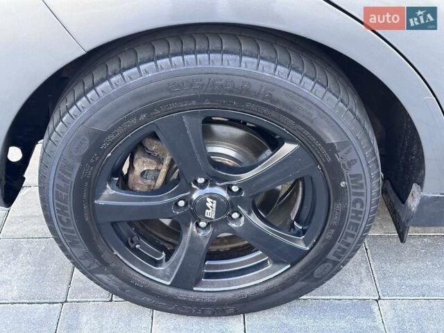 Серый Киа Soul EV, объемом двигателя 0 л и пробегом 160 тыс. км за 9699 $, фото 13 на Automoto.ua