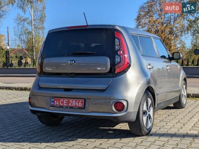 Кіа Soul EV 2015 у Дрогобичі на Automoto.ua Сірий Кіа Soul EV, об'ємом двигуна 0 л та пробігом 165 тис. км за 5300 $, фото 19 на Automoto.ua