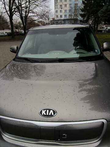 Серый Киа Soul EV, объемом двигателя 0 л и пробегом 59 тыс. км за 6900 $, фото 4 на Automoto.ua