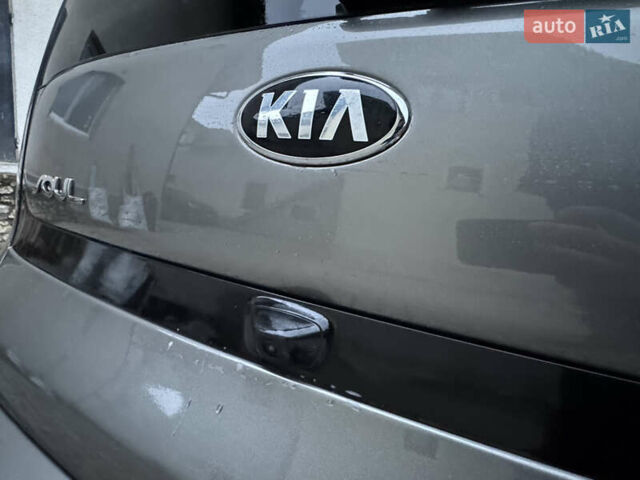 Серый Киа Soul EV, объемом двигателя 0 л и пробегом 118 тыс. км за 7600 $, фото 38 на Automoto.ua