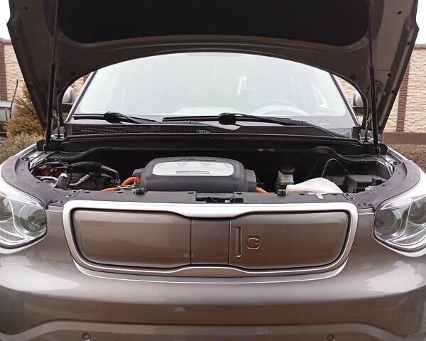 Серый Киа Soul EV, объемом двигателя 0 л и пробегом 164 тыс. км за 8600 $, фото 3 на Automoto.ua