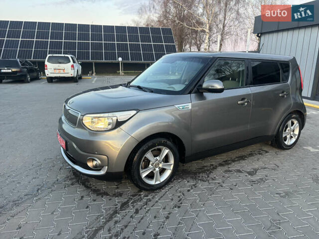 Серый Киа Soul EV, объемом двигателя 0 л и пробегом 117 тыс. км за 6750 $, фото 1 на Automoto.ua