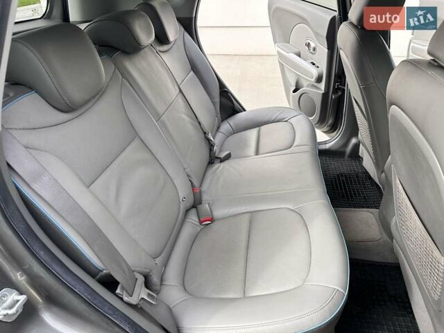 Серый Киа Soul EV, объемом двигателя 0 л и пробегом 165 тыс. км за 8899 $, фото 18 на Automoto.ua