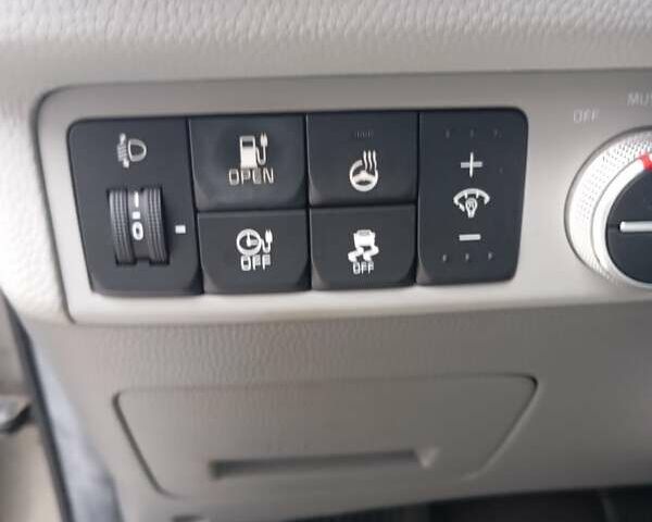 Серый Киа Soul EV, объемом двигателя 0 л и пробегом 164 тыс. км за 8600 $, фото 15 на Automoto.ua