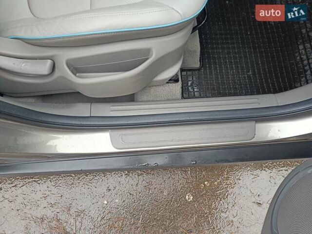 Сірий Кіа Soul EV, об'ємом двигуна 0 л та пробігом 142 тис. км за 6900 $, фото 34 на Automoto.ua