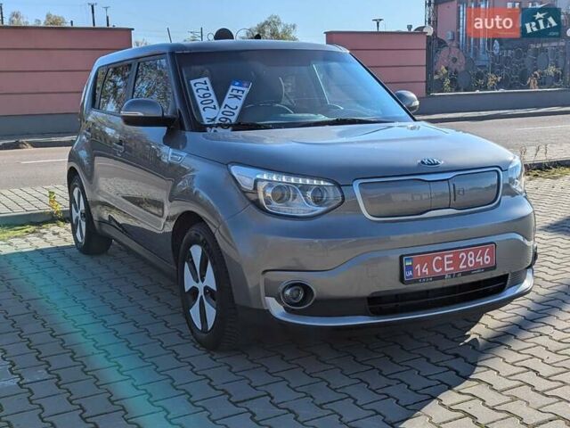 Кіа Soul EV 2015 у Дрогобичі на Automoto.ua Сірий Кіа Soul EV, об'ємом двигуна 0 л та пробігом 165 тис. км за 5300 $, фото 6 на Automoto.ua