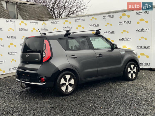 Сірий Кіа Soul EV, об'ємом двигуна 0 л та пробігом 126 тис. км за 5499 $, фото 6 на Automoto.ua