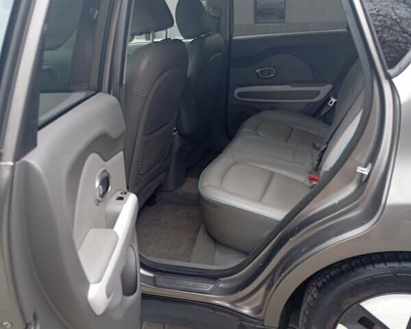 Серый Киа Soul EV, объемом двигателя 0 л и пробегом 164 тыс. км за 8600 $, фото 13 на Automoto.ua