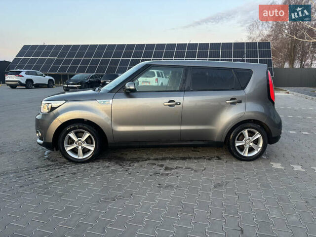 Серый Киа Soul EV, объемом двигателя 0 л и пробегом 117 тыс. км за 6750 $, фото 2 на Automoto.ua