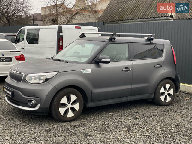 Сірий Кіа Soul EV, об'ємом двигуна 0 л та пробігом 126 тис. км за 5499 $, фото 31 на Automoto.ua