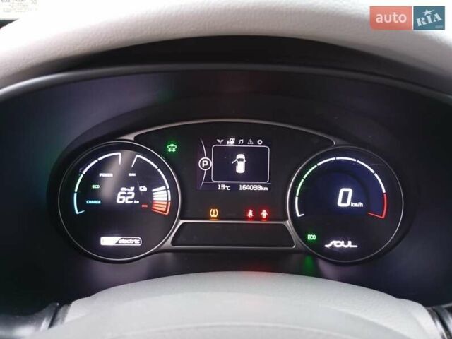 Серый Киа Soul EV, объемом двигателя 0 л и пробегом 164 тыс. км за 8600 $, фото 5 на Automoto.ua