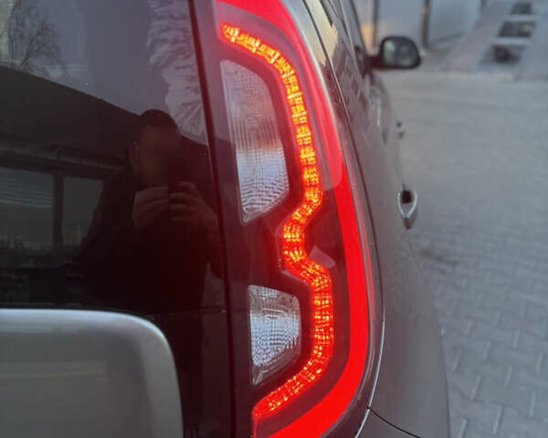 Серый Киа Soul EV, объемом двигателя 0 л и пробегом 117 тыс. км за 6750 $, фото 32 на Automoto.ua