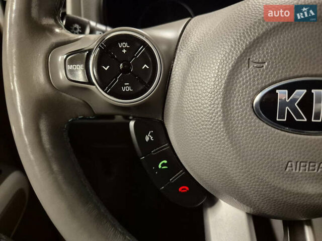 Серый Киа Soul EV, объемом двигателя 0 л и пробегом 74 тыс. км за 7650 $, фото 36 на Automoto.ua
